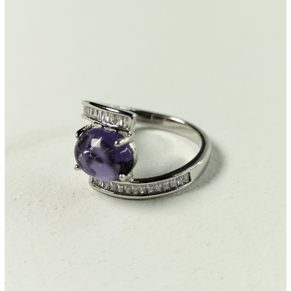 Exquisite Purple Gemstone Ring