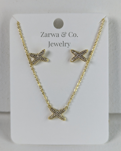 Elegant Gold-tone Starburst Necklace with Matching Earrings Set