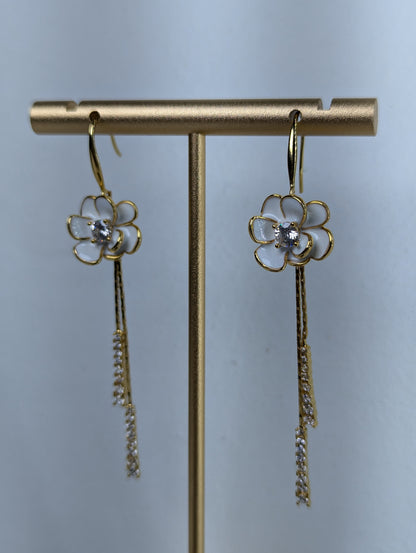 Elegant Floral Dangle Earrings