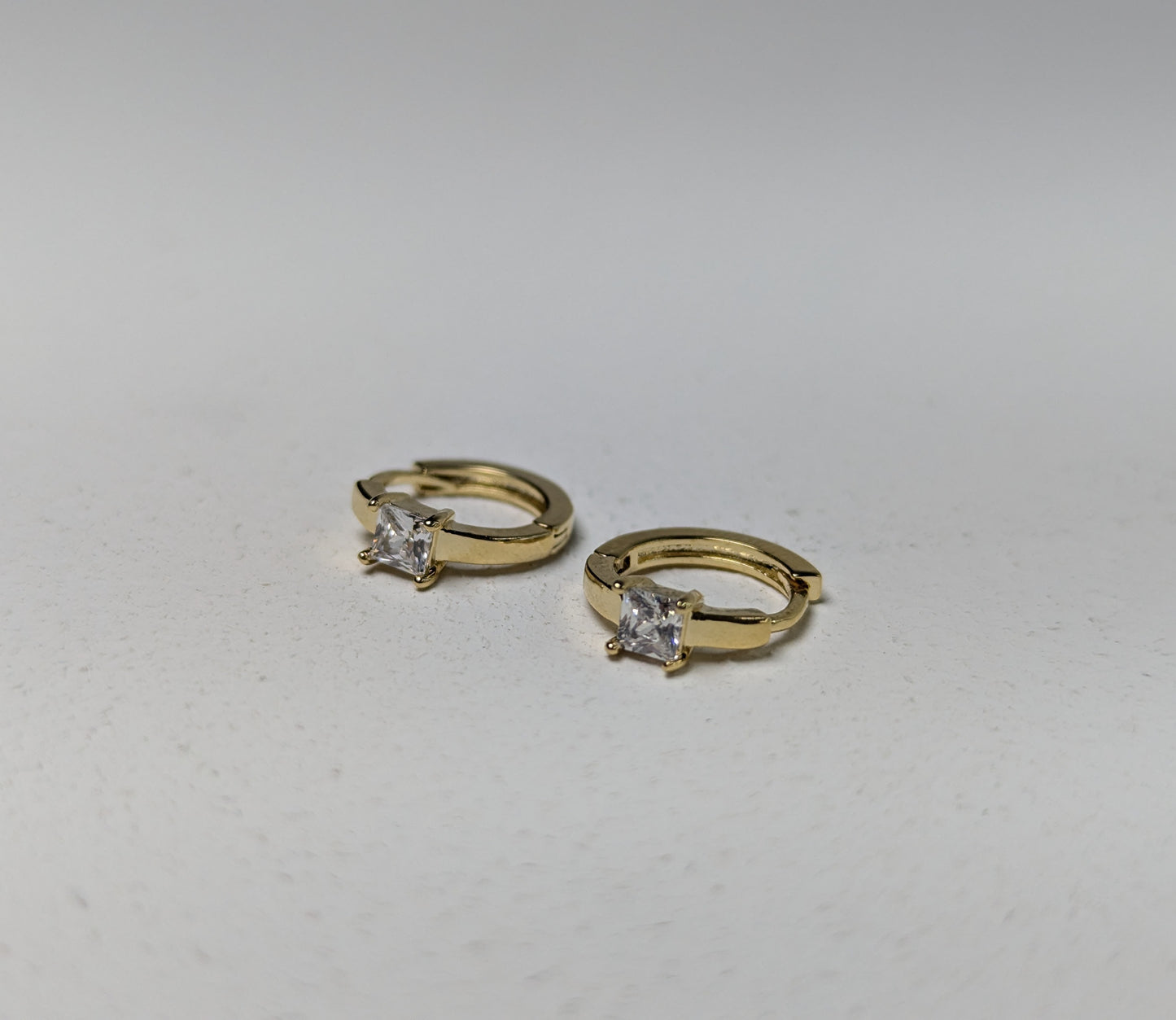 Minimalist Gold Hoop Earrings